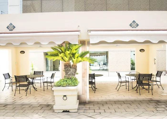 IStay HistóricoHotel Monterrey